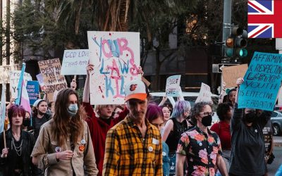 Honderden artsen betwisten het standpunt van de BMA over puberteitsblokkers